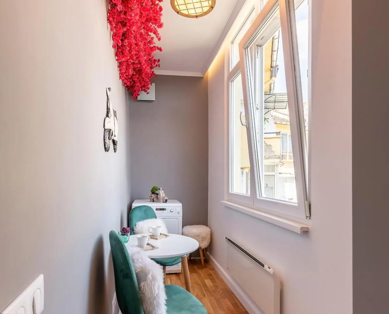 Top Location & Style Vespa Apt In The Heart Of Sofia